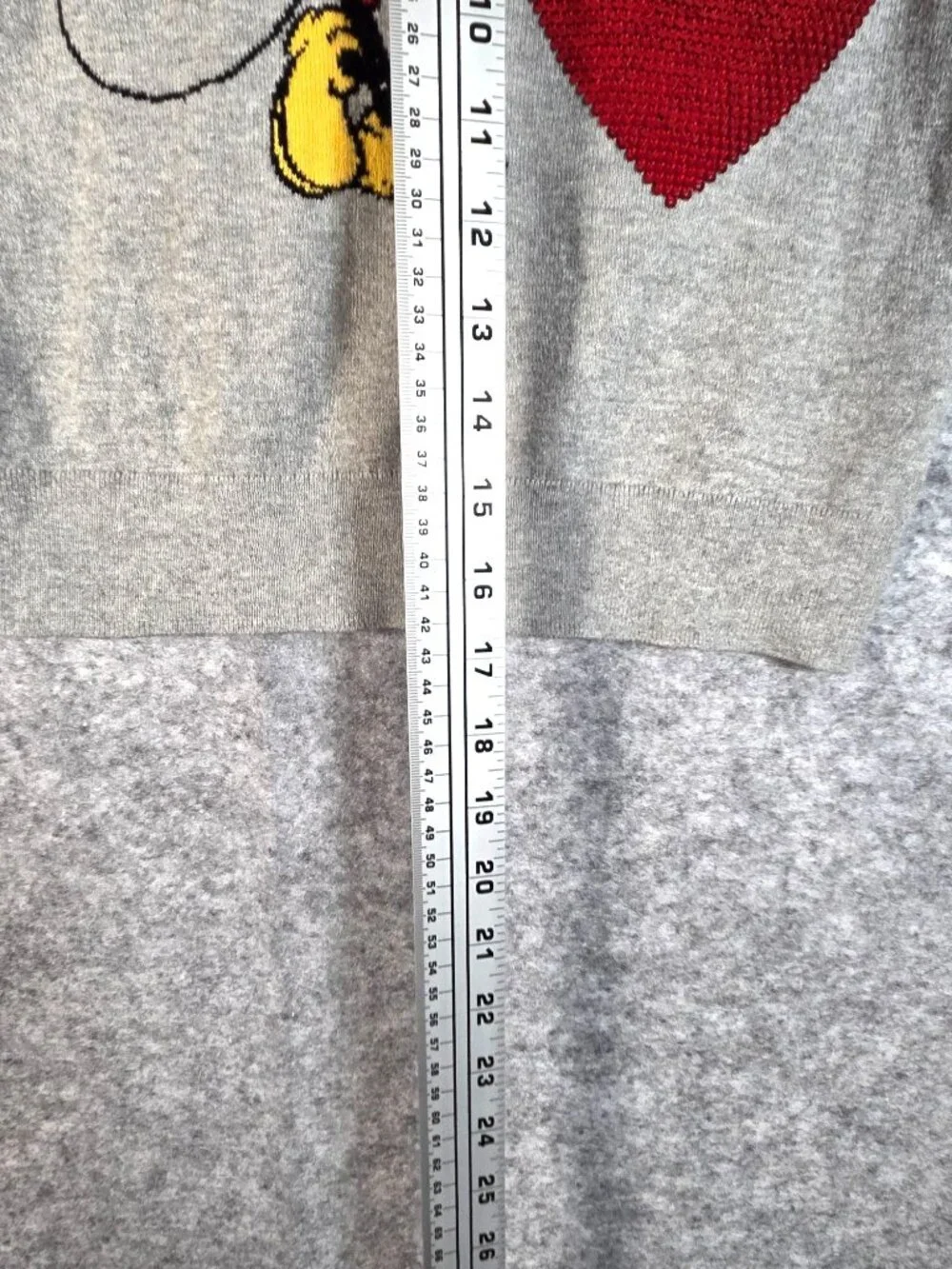 Gap x Disney Kids L Mickey Mouse Heart Sequin Gray Sweater